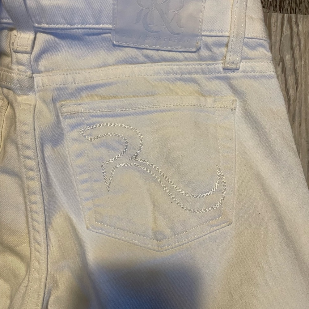 Y2K Rock & Republic Branded White Denim Jeans Size 24